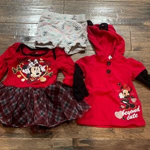 Bundle of Minnie Mouse clothes